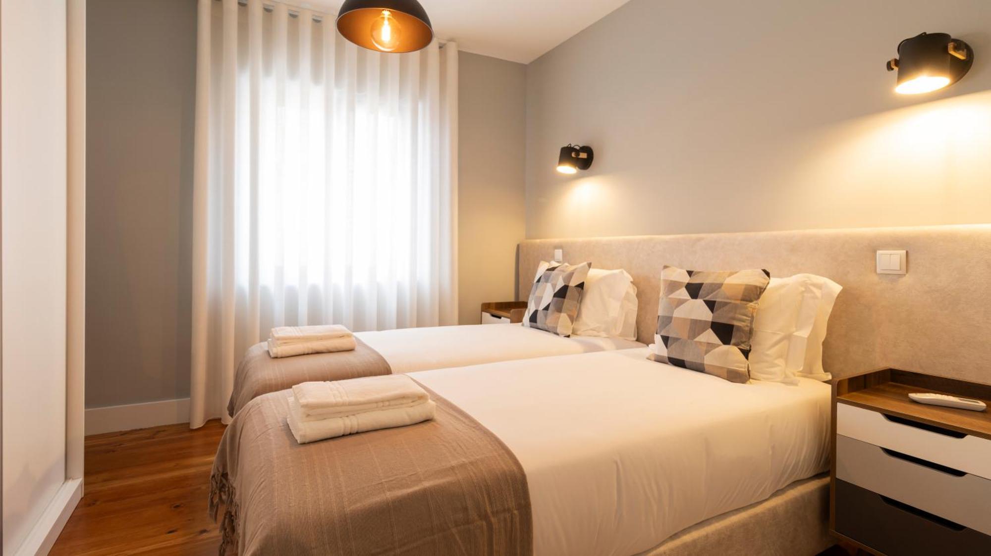 Stop & Relax - Parking Apartment Porto